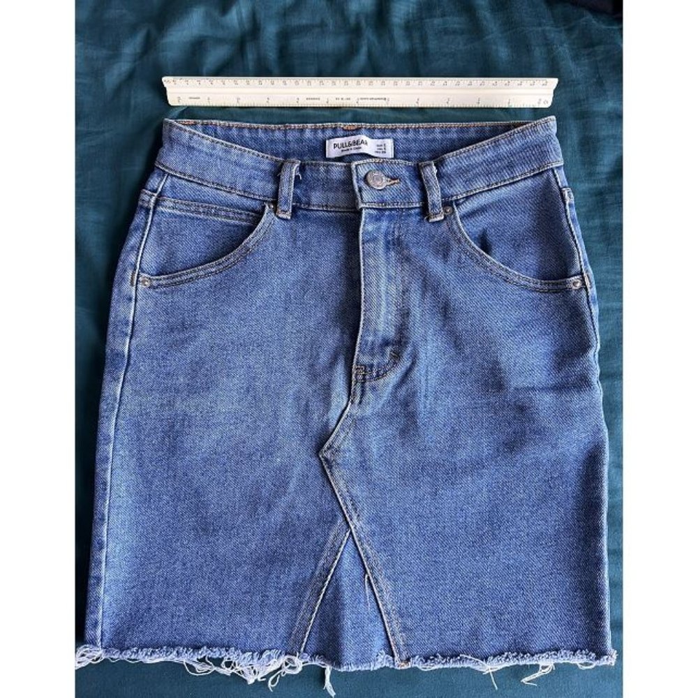PULL & BEAR jeans mini skirt. Size Small.